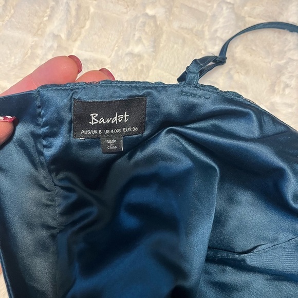 Bardot Gia Lace Midi Dress-NWT Size 4-Party/Holiday Dazzle - Picture 13 of 16